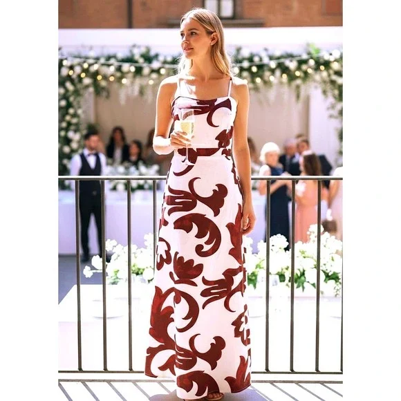 Cassee's Maxi Dress Women Lrg. (L) White Burgundy NWT Cotton Scroll Print BU8440 - Picture 1 of 12